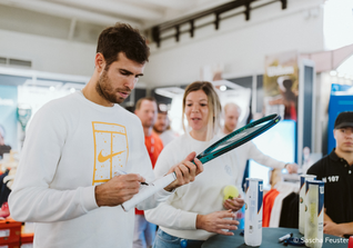  AT Khachanov Schläger 