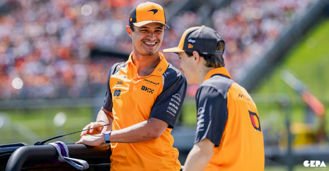 At McLaren Team-Cap    At McLaren Team-Cap