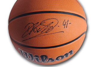 BÜ Nowitzki Ball   BÜ Nowitzki Ball