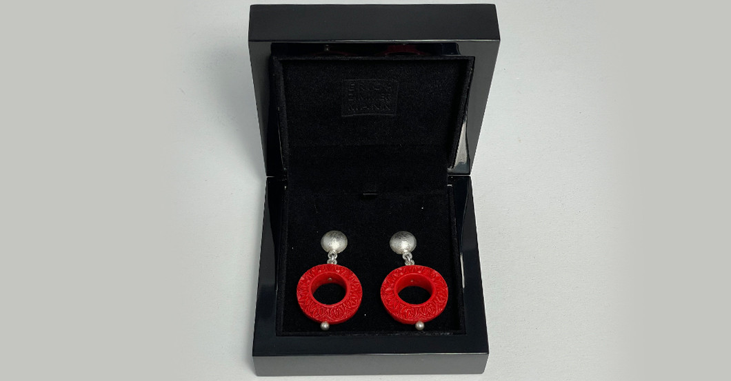 Chinesischer Ohrschmuck   Chinesischer Ohrschmuck