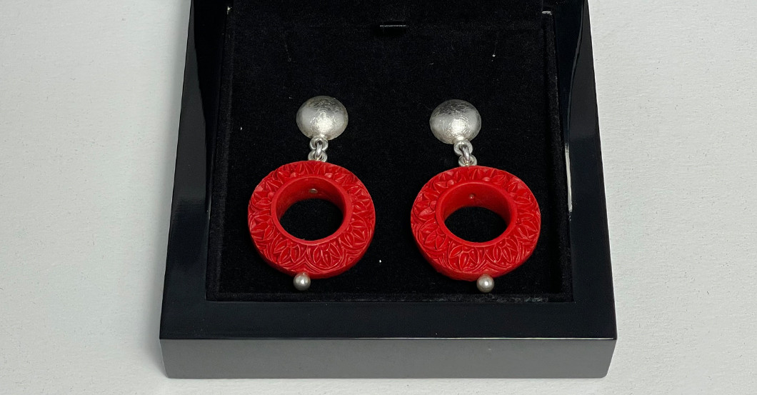 Chinesischer Ohrschmuck   Chinesischer Ohrschmuck