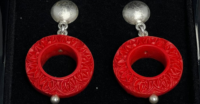 Chinesischer Ohrschmuck   Chinesischer Ohrschmuck