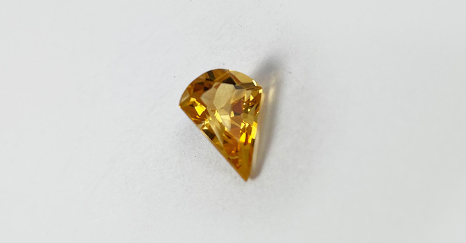 Citrin tiefgelb   Citrin tiefgelb