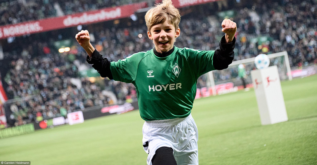 Einlaufkind SVW Pauli   Einlaufkind SVW Pauli