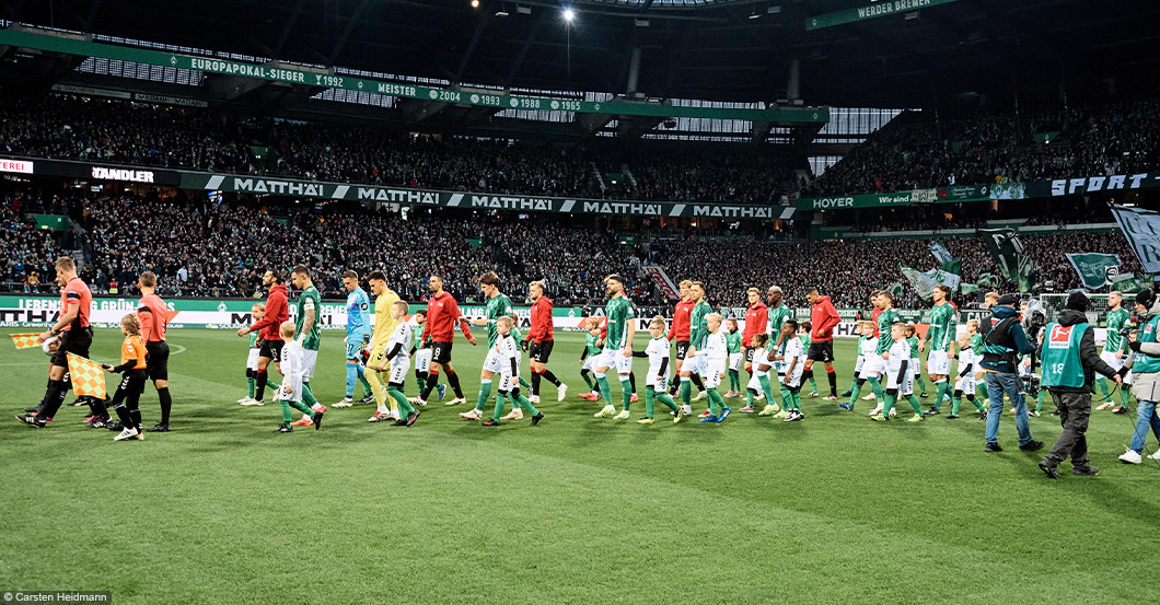 Einlaufkind SVW Pauli   Einlaufkind SVW Pauli