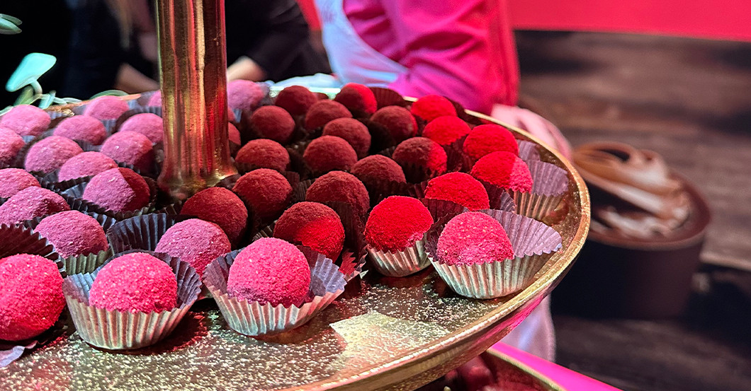 Goldene Nougat Henne   Goldene Nougat Henne