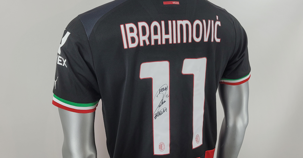 Ibrahimovics Trikot   Ibrahimovics Trikot