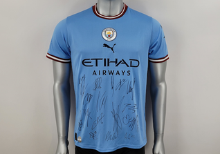  ManCity Trikot Box 