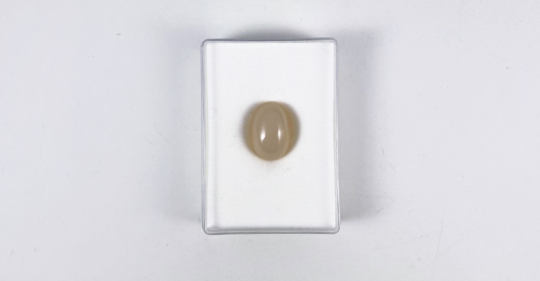 Mondstein oval   Mondstein oval