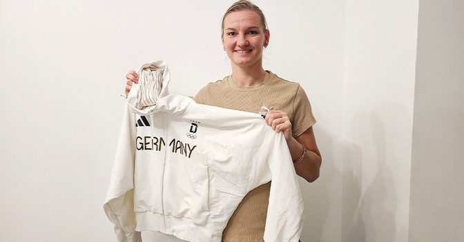 Popp Olympia Hoodie    Popp Olympia Hoodie