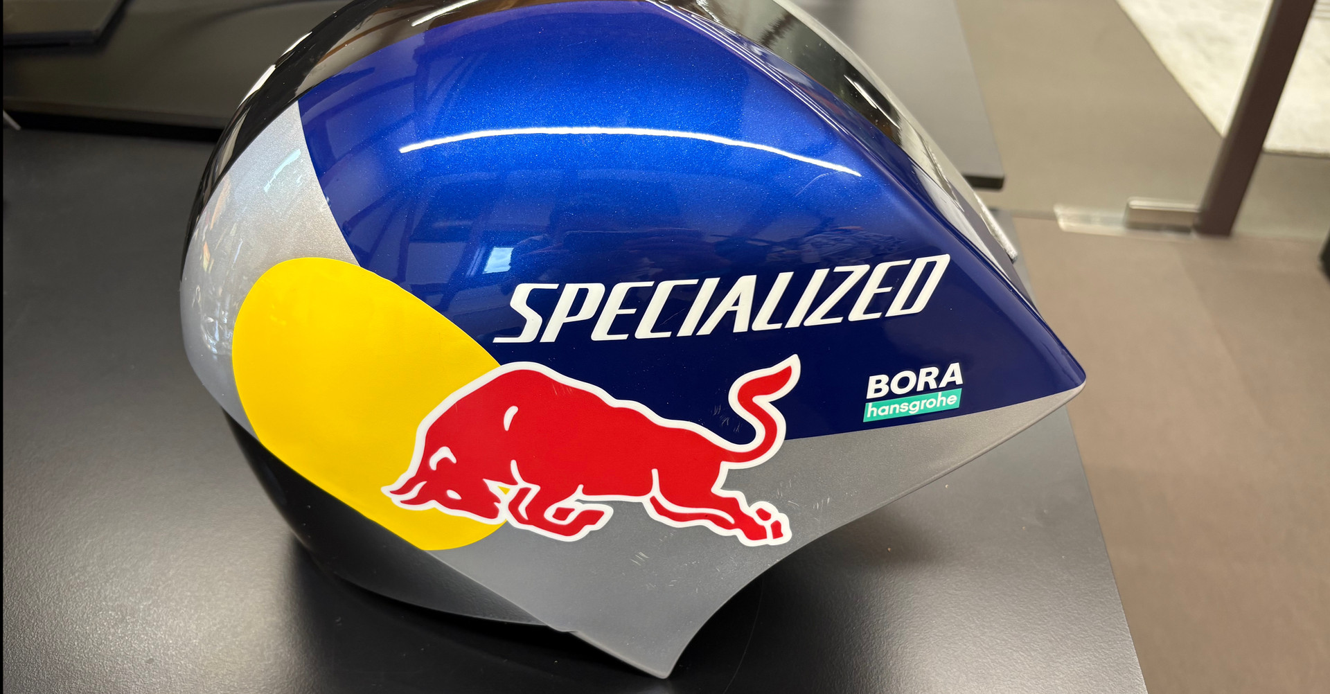 Primoz Roglic Helm   Primoz Roglic Helm