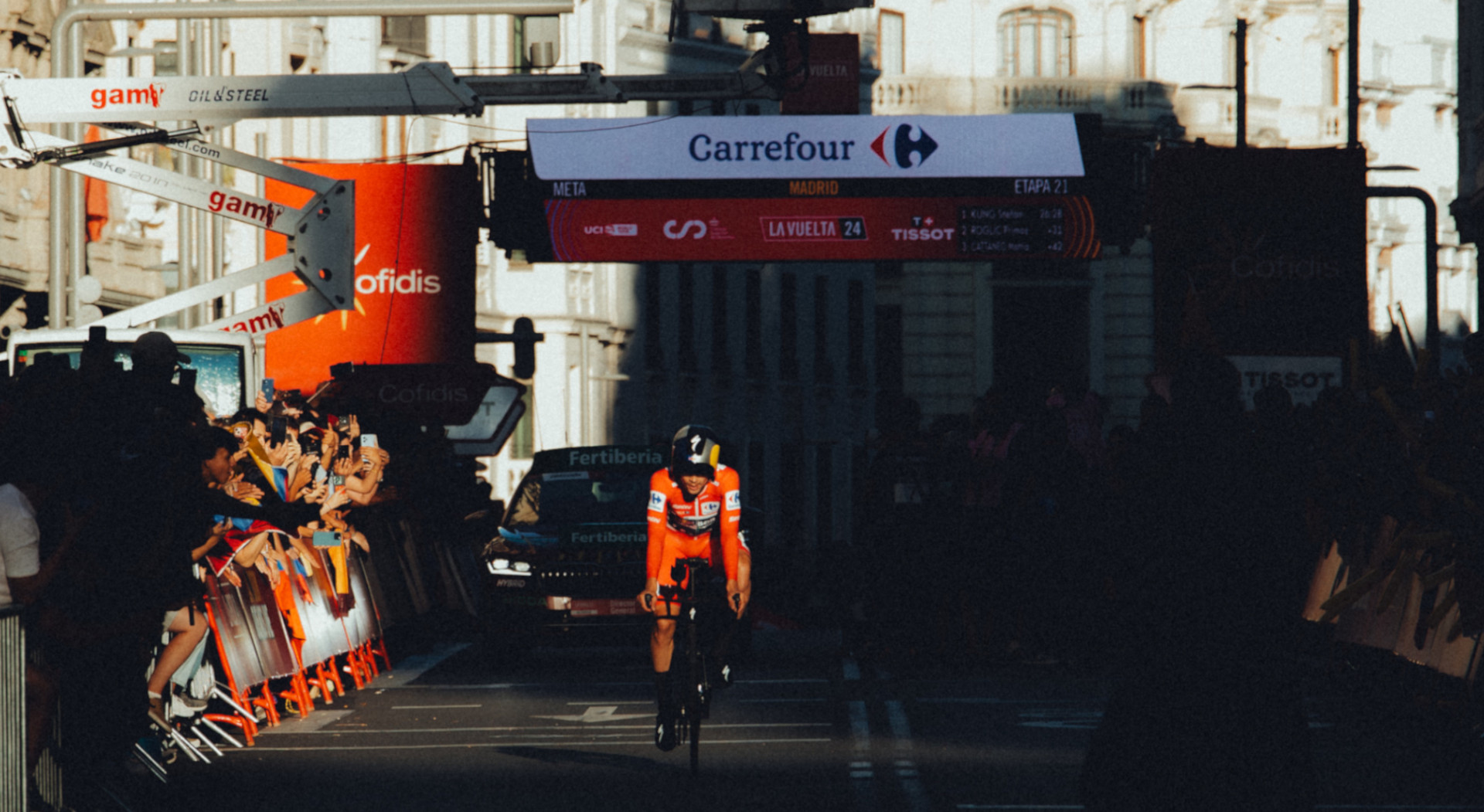 Primoz Roglic Helm   Primoz Roglic Helm