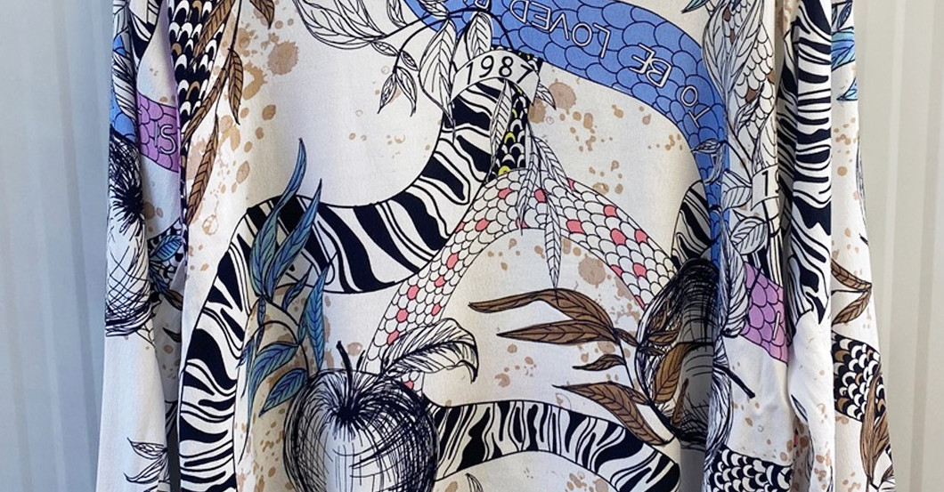 Show 10 Bluse   Show 10 Bluse