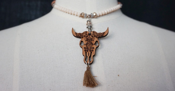 Show 15 Stierkopfkette   Show 15 Stierkopfkette