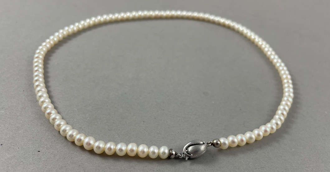 UC Perlenkette klassisch   UC Perlenkette klassisch