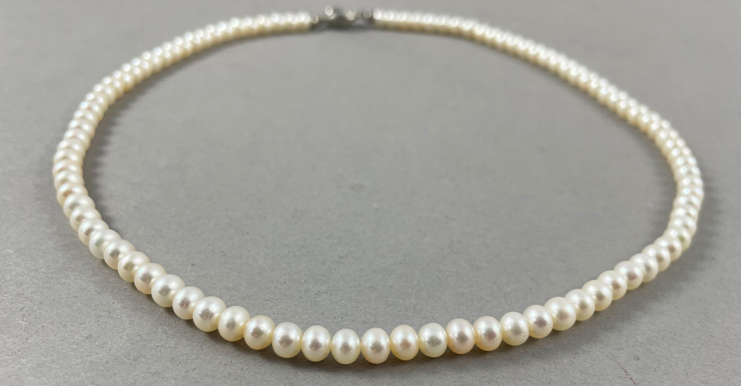 UC Perlenkette klassisch   UC Perlenkette klassisch