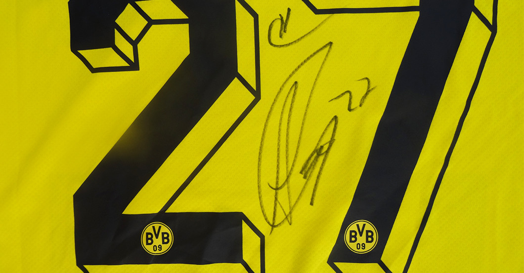 Adeyemi Matchworn Trikot   Adeyemi Matchworn Trikot