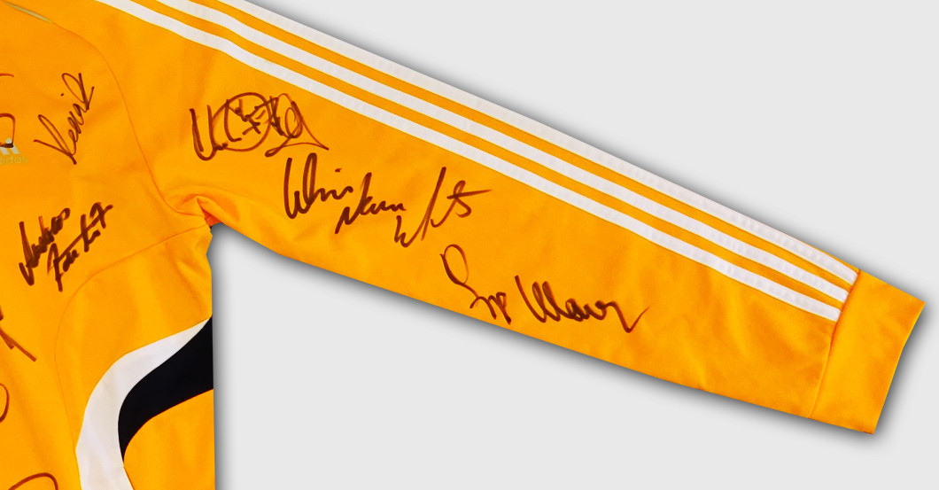  Adidas Charity Jacke 