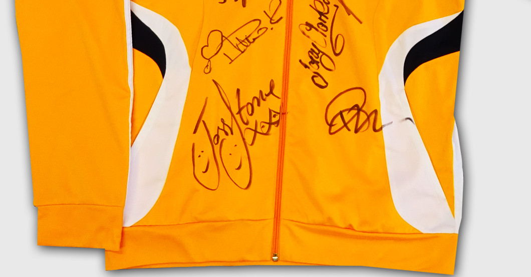  Adidas Charity Jacke 