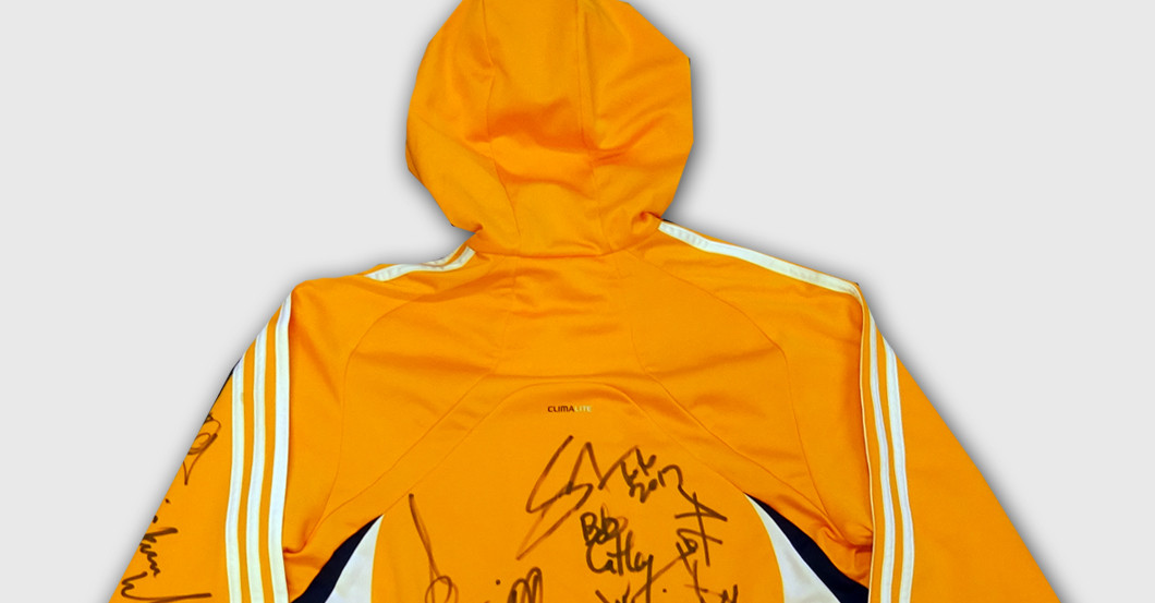  Adidas Charity Jacke 