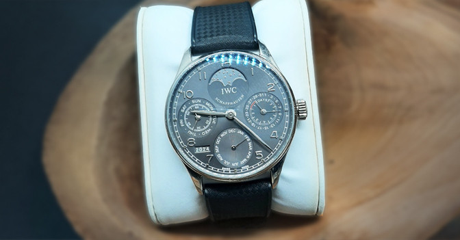  AGA Luxusuhr IWC  