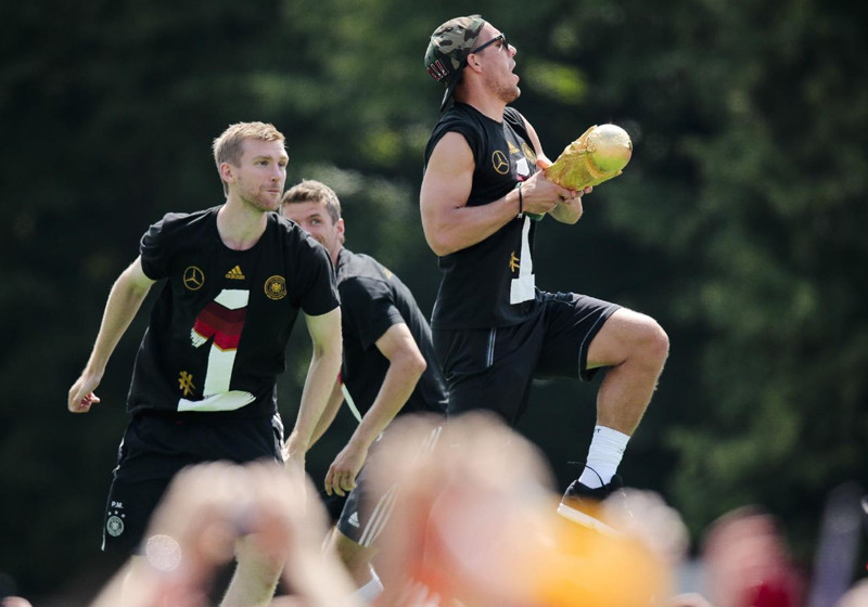 AHA-Cap Podolski   AHA-Cap Podolski