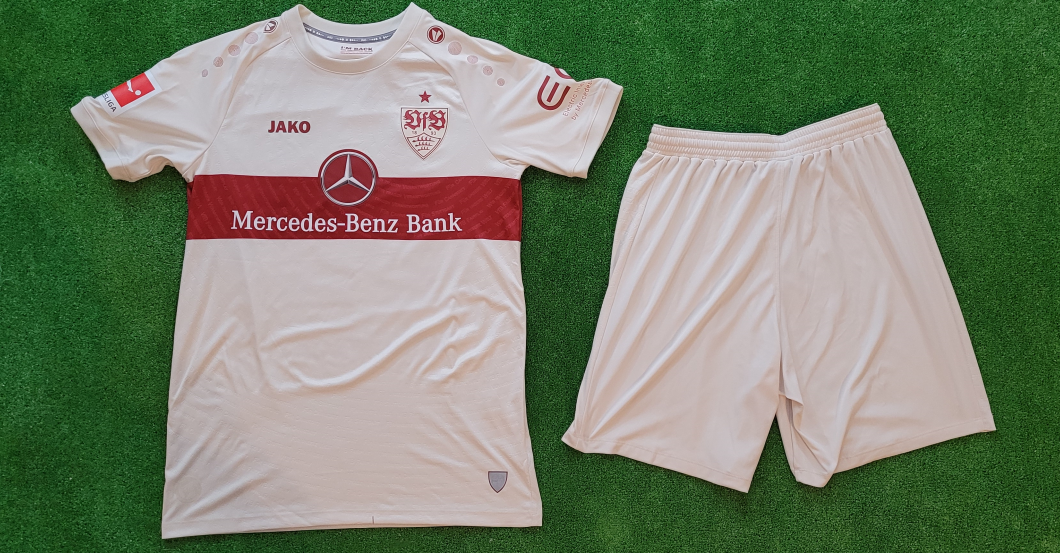  Ahamada Sonderoutfit 