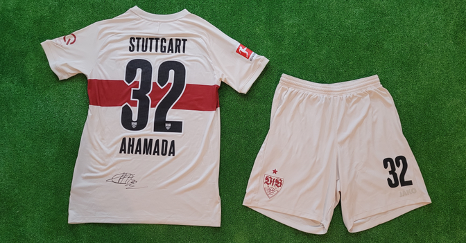  Ahamada Sonderoutfit 