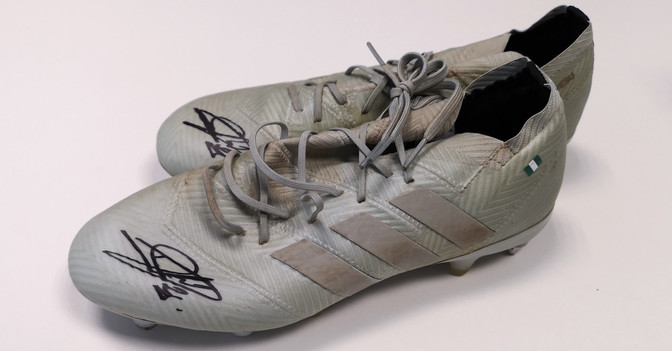 Alaba Schuhe grau   Alaba Schuhe grau