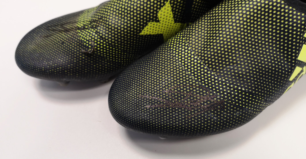 Alaba Schuhe neon   Alaba Schuhe neon