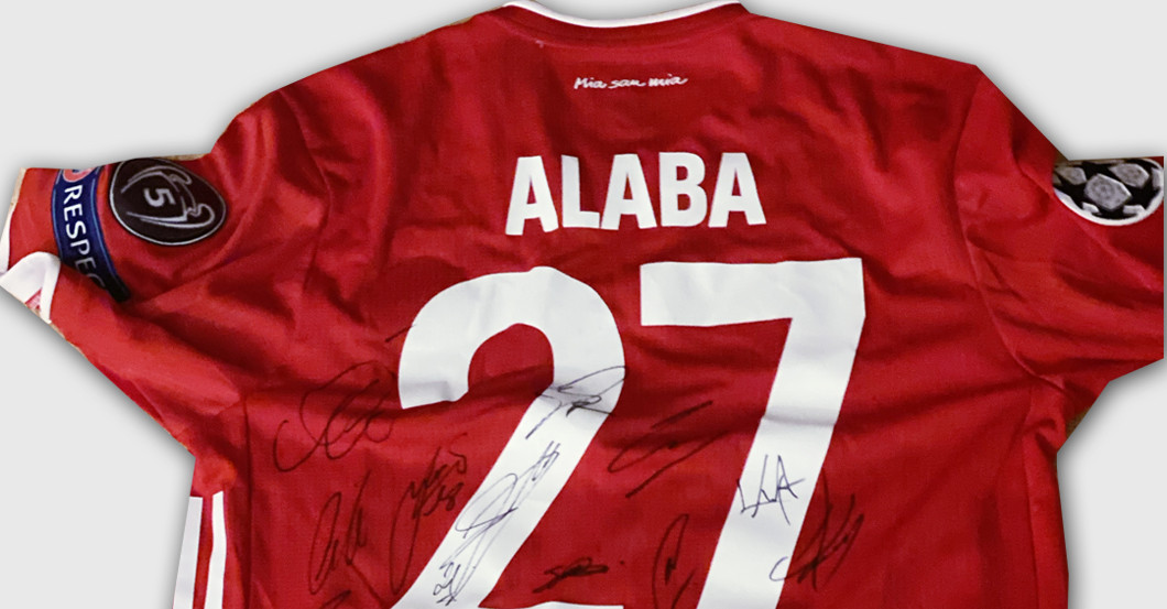  Alaba teamsigniert 