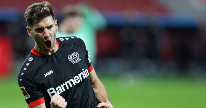 Alario Trikot signiert   Alario Trikot signiert