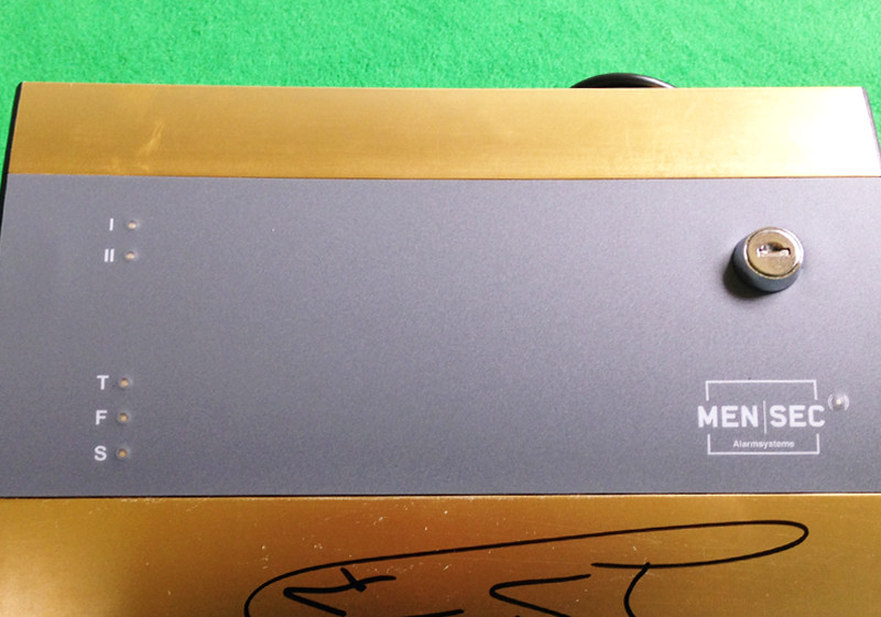  Alarmanlage vergoldet 