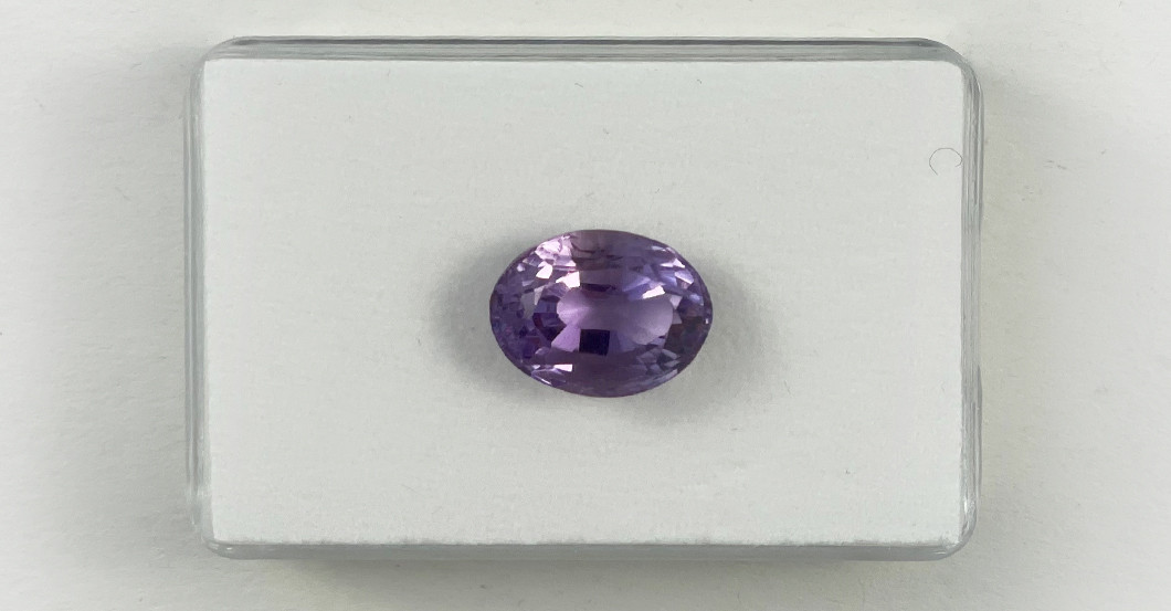Amethyst Flieder Oval   Amethyst Flieder Oval