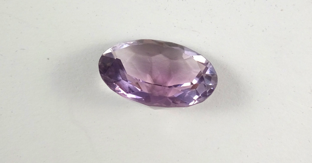 Amethyst fliederfarben   Amethyst fliederfarben