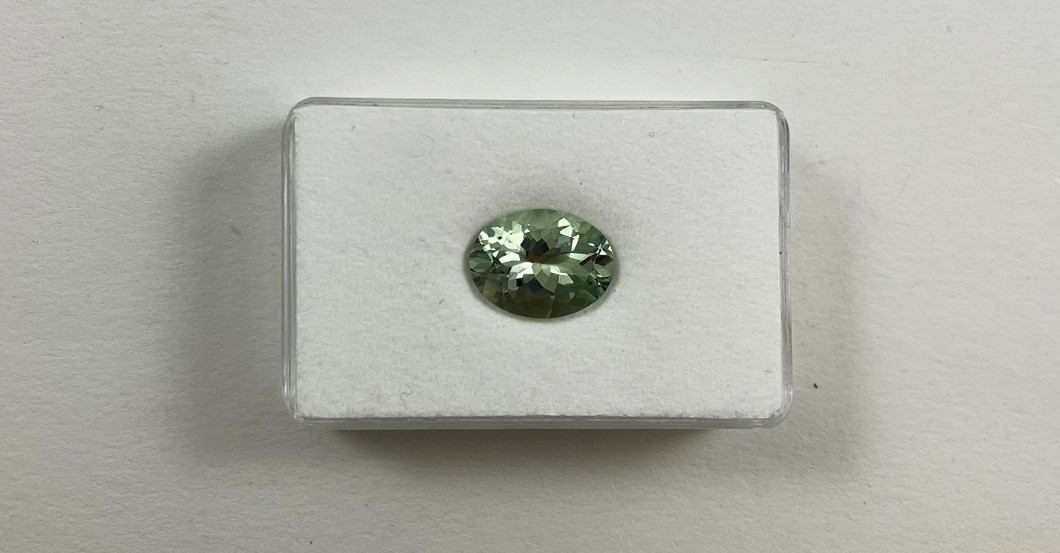  Amethyst grün oval 