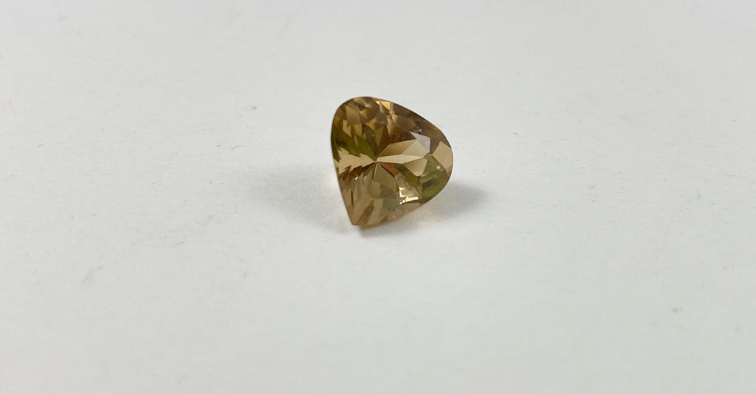 Ametrin Fancy-Cut   Ametrin Fancy-Cut