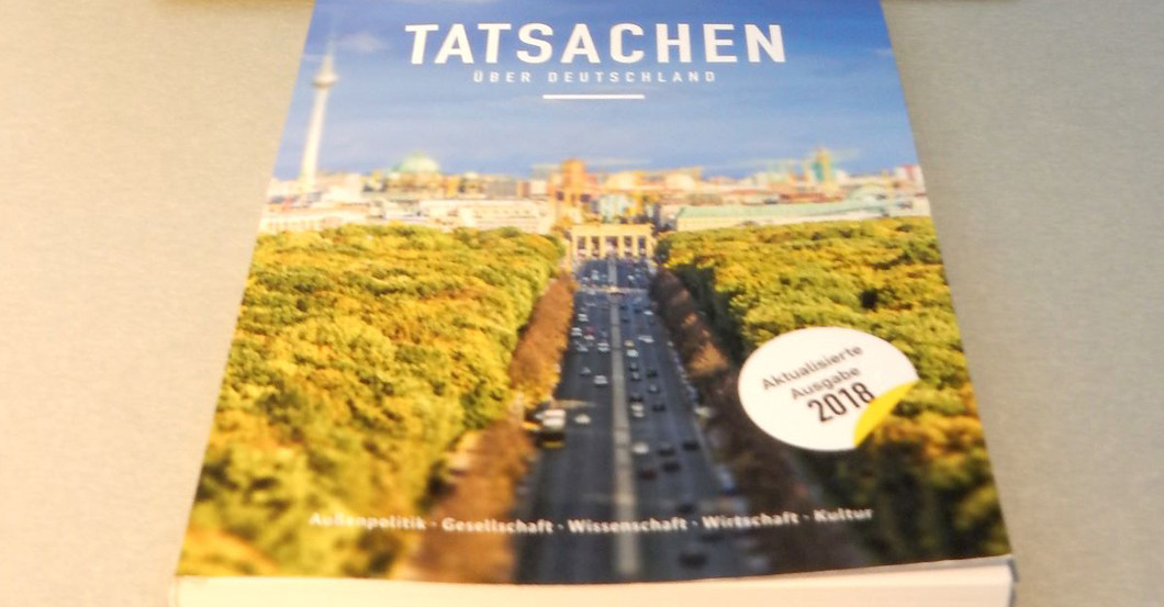 Angela Merkel Paket   Angela Merkel Paket