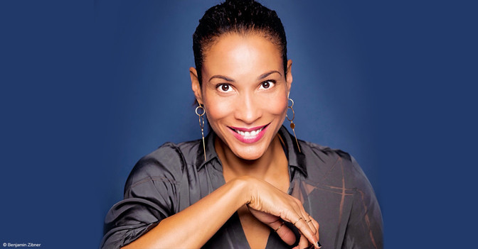 Annabelle Mandeng treffen   Annabelle Mandeng treffen