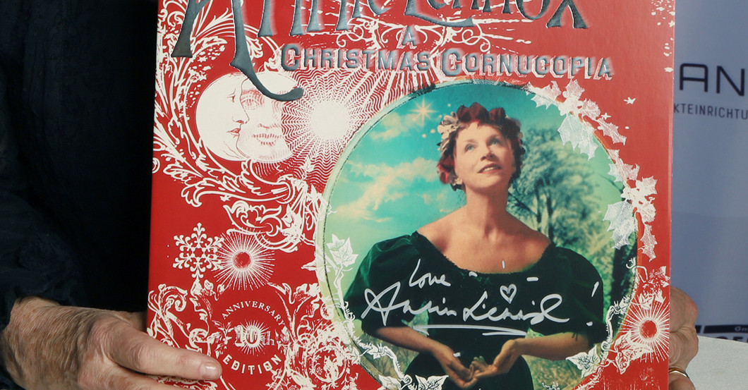 Annie Lennox Christmas    Annie Lennox Christmas