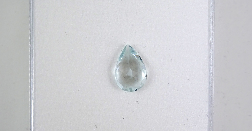 Aquamarin Tropfen   Aquamarin Tropfen