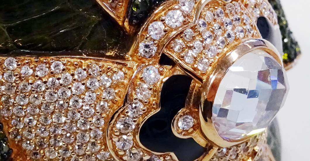 Armreif weiße Steine   Armreif weiße Steine