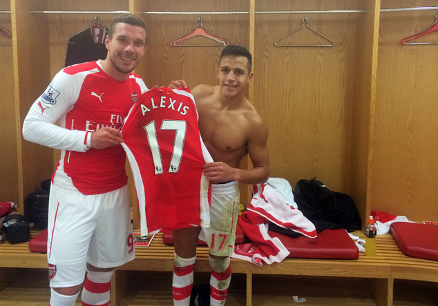 Arsenal Trikot von Alexis   Arsenal Trikot von Alexis