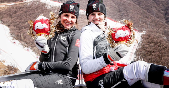 AT Aigner Sisters   AT Aigner Sisters