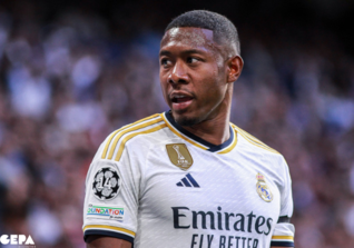  AT Alaba Real Trikot blau 