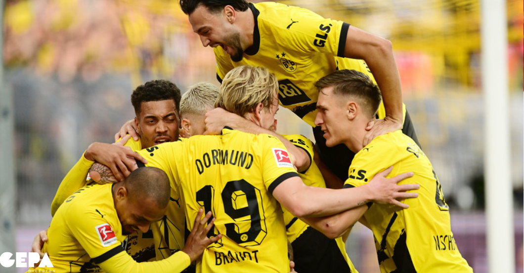 AT BVB gegen Freiburg   AT BVB gegen Freiburg