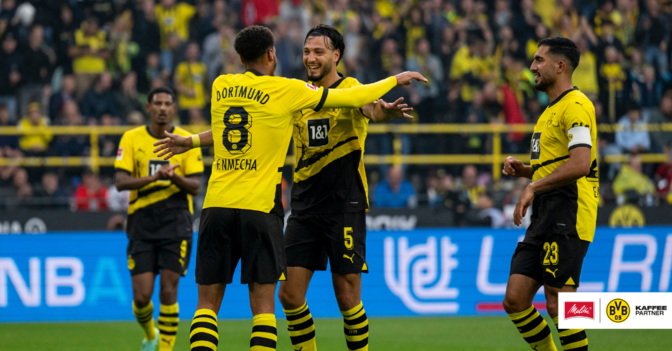 AT BVB Trikot signiert   AT BVB Trikot signiert