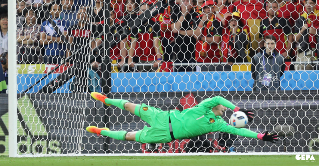  AT Courtois Trikot blau 
