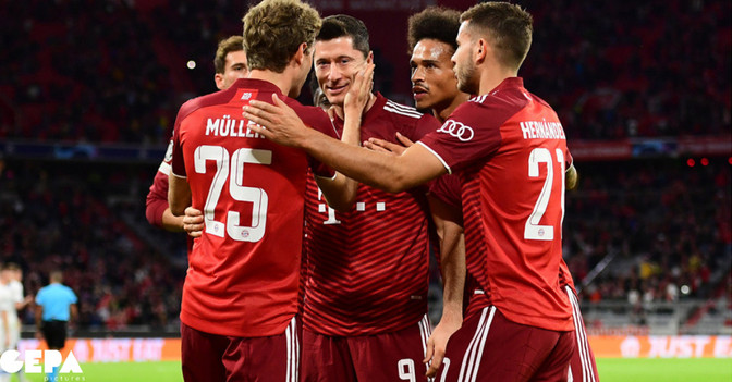 AT FC Bayern CL   AT FC Bayern CL