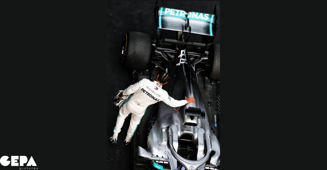 AT Hamilton Rennanzug   AT Hamilton Rennanzug